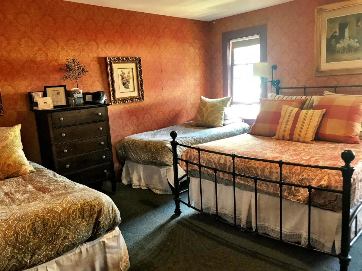 | Historic Skagway Inn