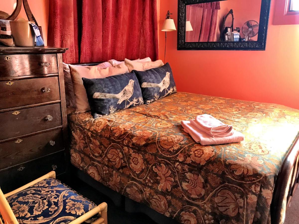 | Historic Skagway Inn