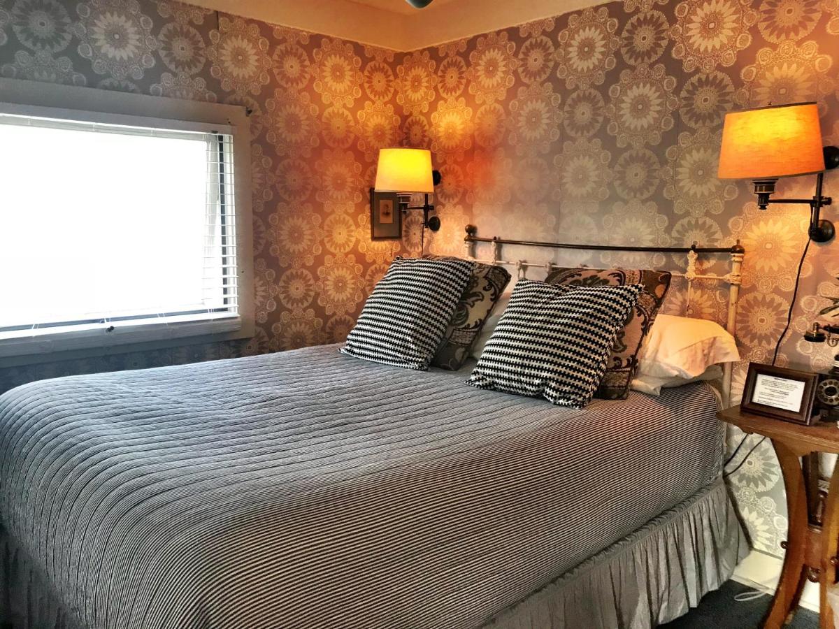 | Historic Skagway Inn