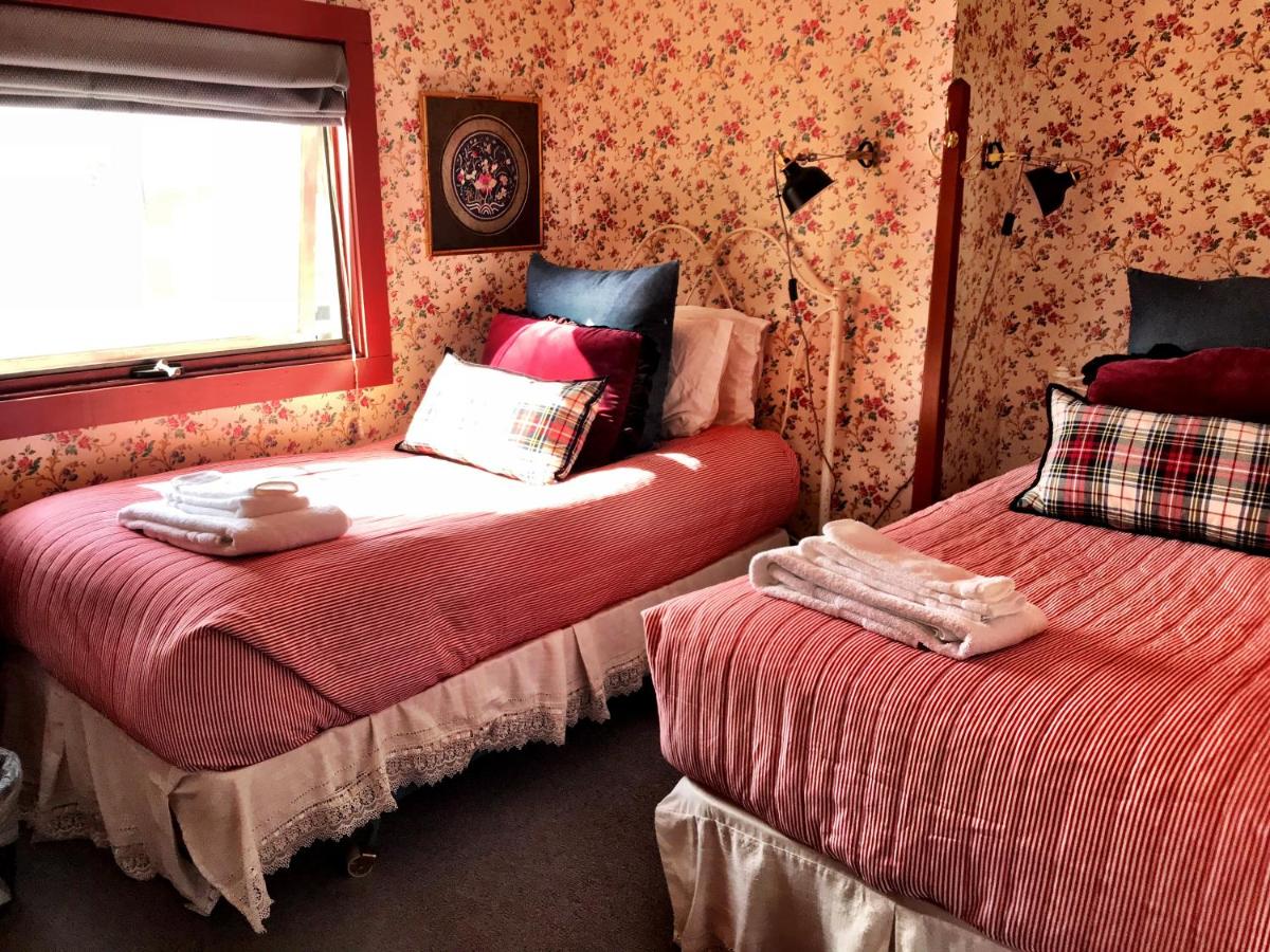 | Historic Skagway Inn