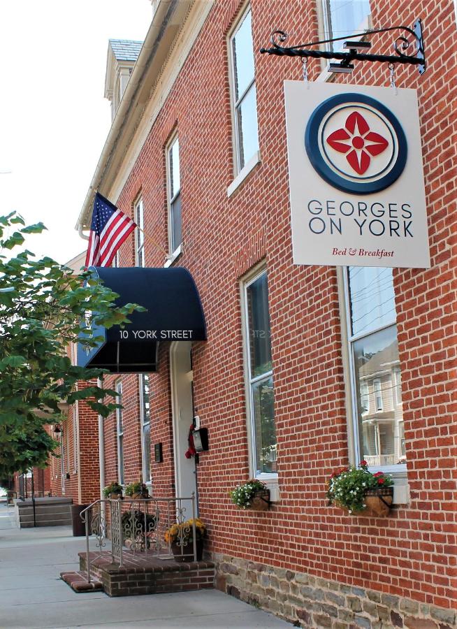 | Georges on York B&B