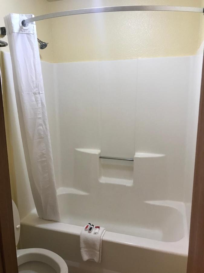 King Room - Disability Access/Non-Smoking at Days Inn by Wyndham Alamogordo/White Sands