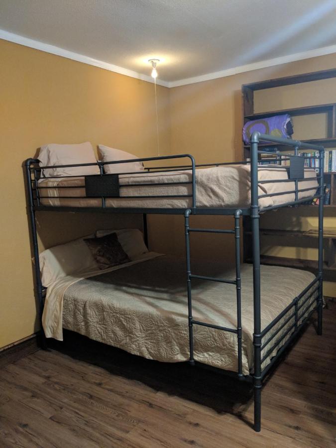 | Alla's Historical Bed and Breakfast, Spa and Cabana