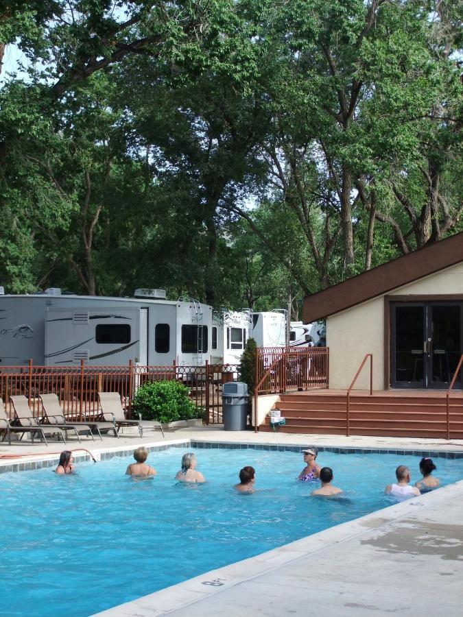 | Garden of the Gods RV Resort