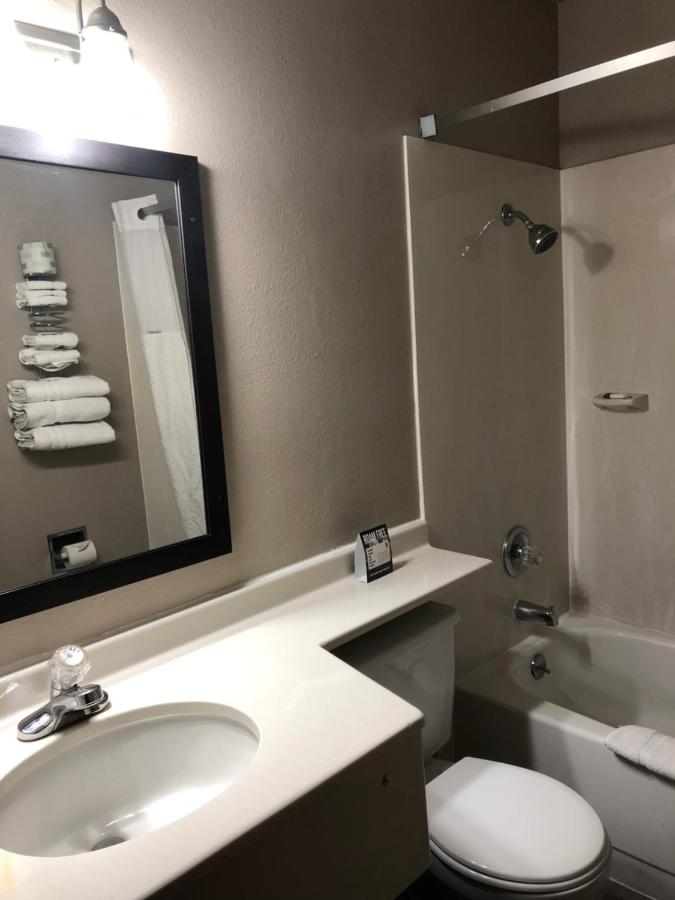 | Super 8 by Wyndham Boise