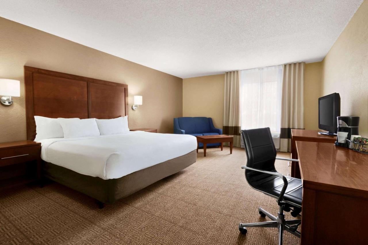 King Room with Sofa Bed - Non-Smoking at Baymont by Wyndham Rocky Mount