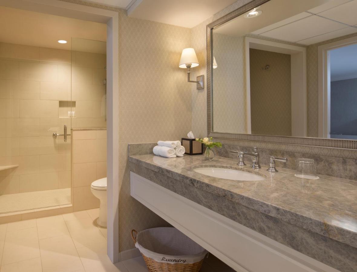 La Grande Suite at Lafayette Park Hotel & Spa