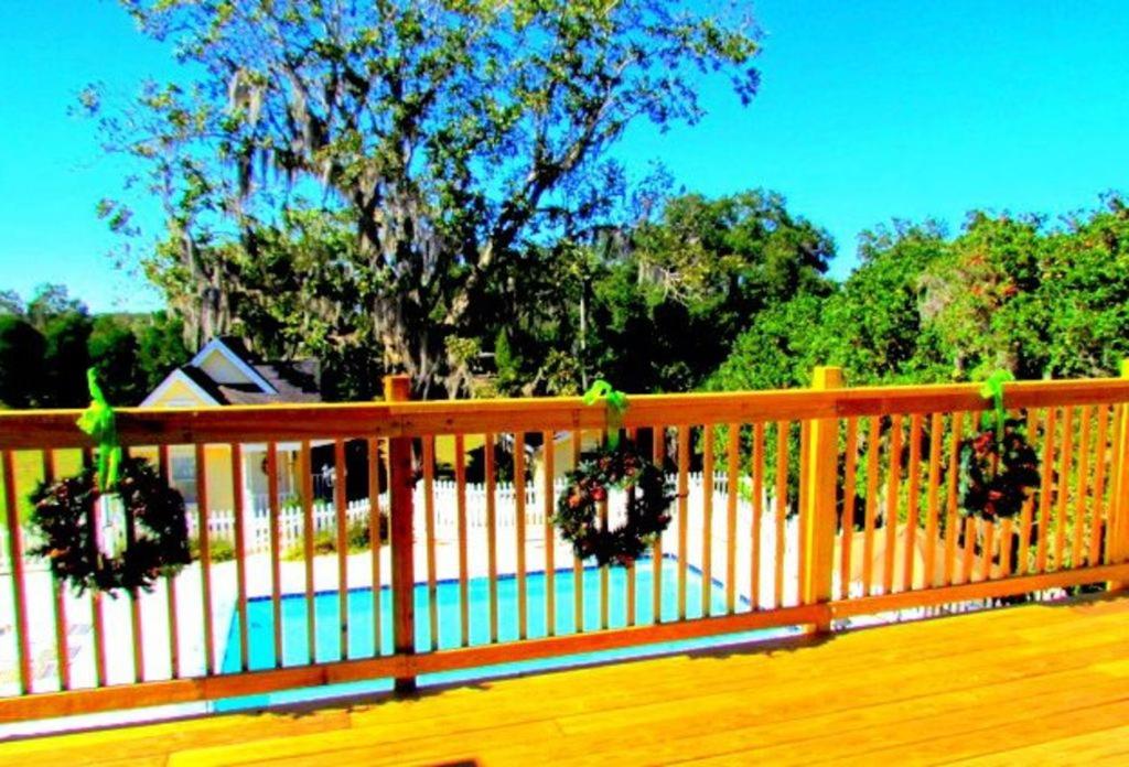 | Shamrock Thistle & Crown B&B