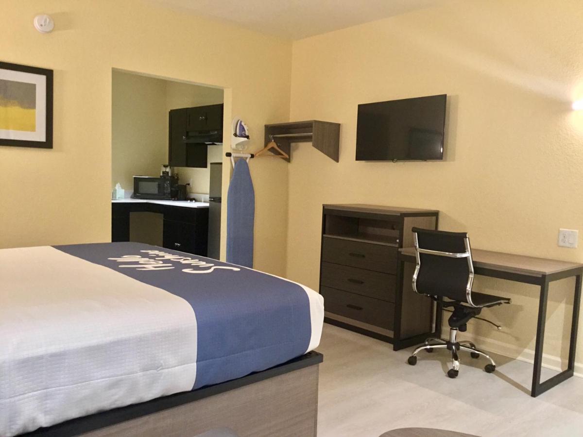  | Days Inn by Wyndham Freeport