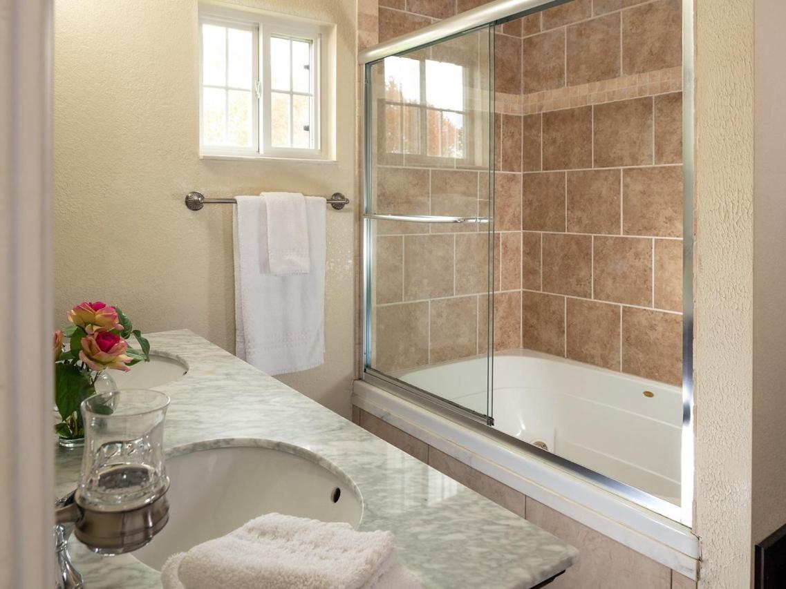 | Pipestem Spa, Event Center and Mountain Chalets
