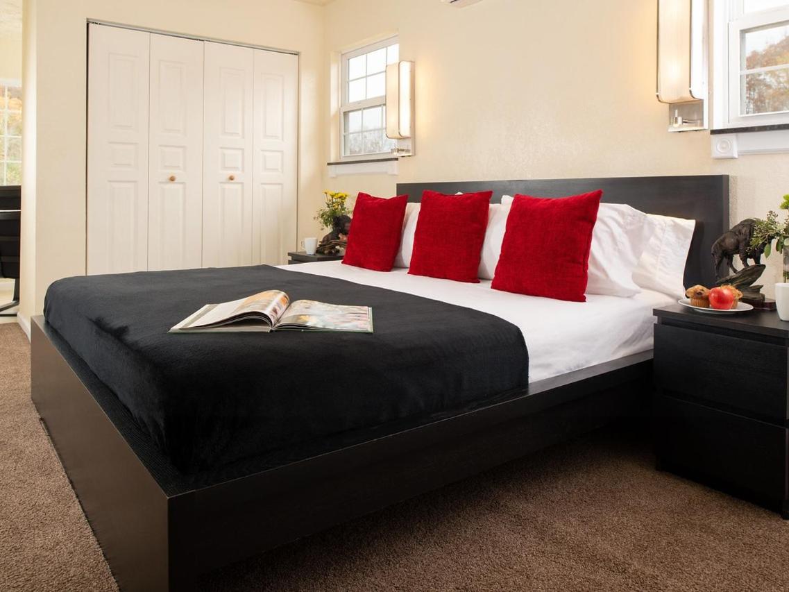 | Pipestem Spa, Event Center and Mountain Chalets