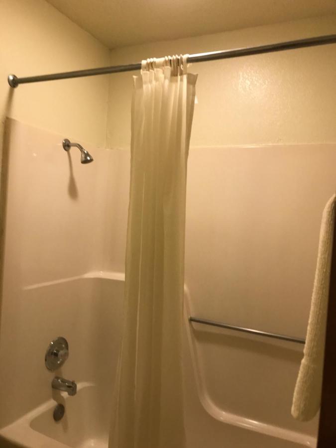 | Luxury Inn