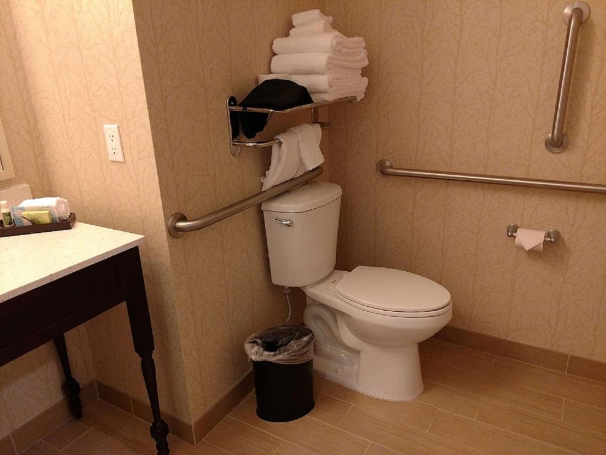 | Best Western Plus Dayton Hotel & Suites