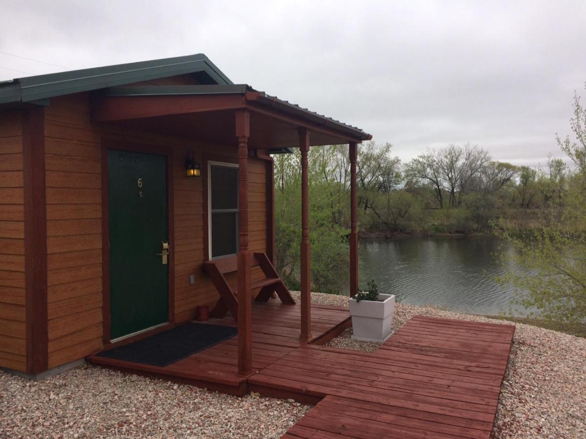 | South Platte Cabins & Kennels