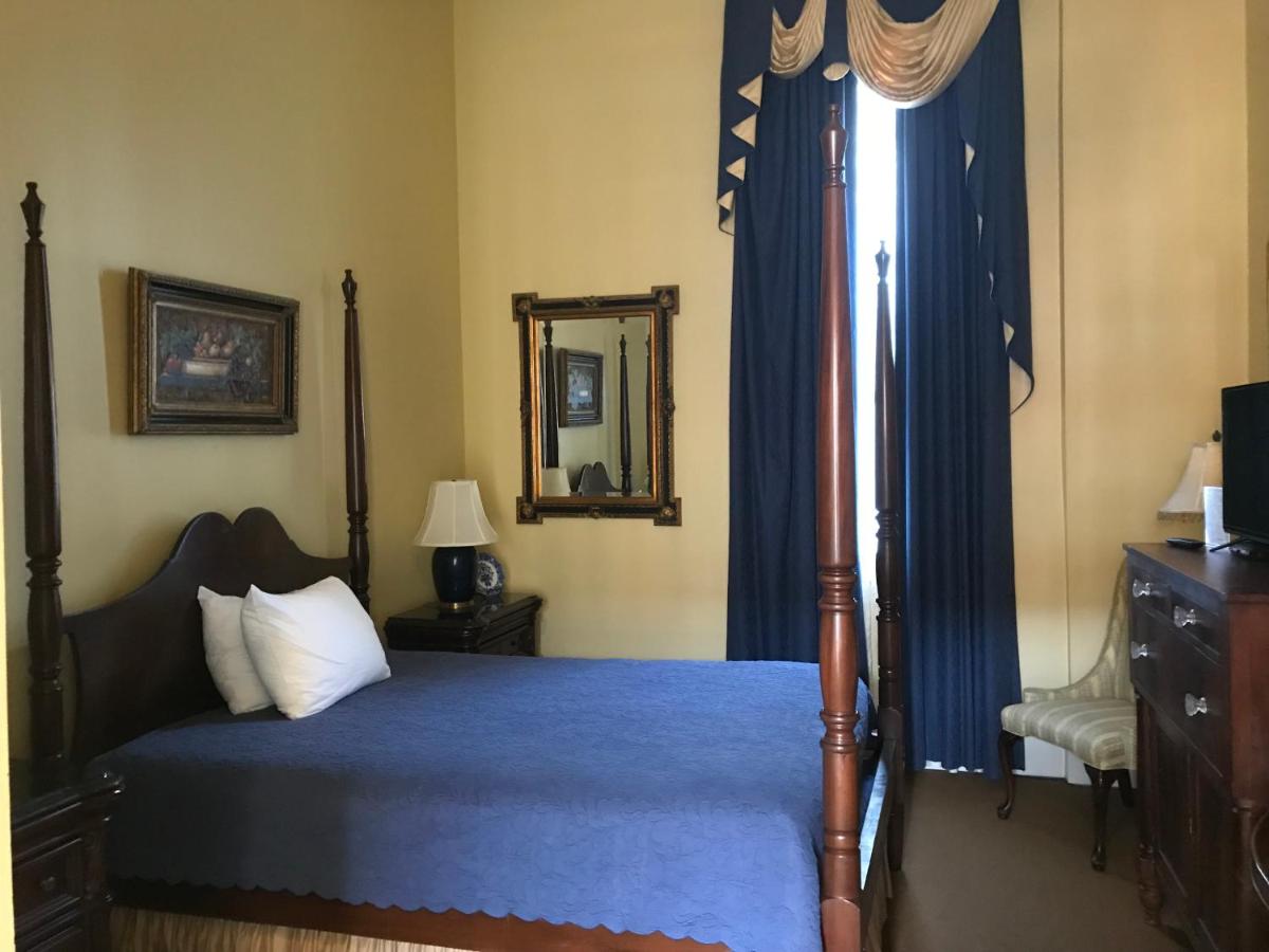 | The Guest House Historic Mansion