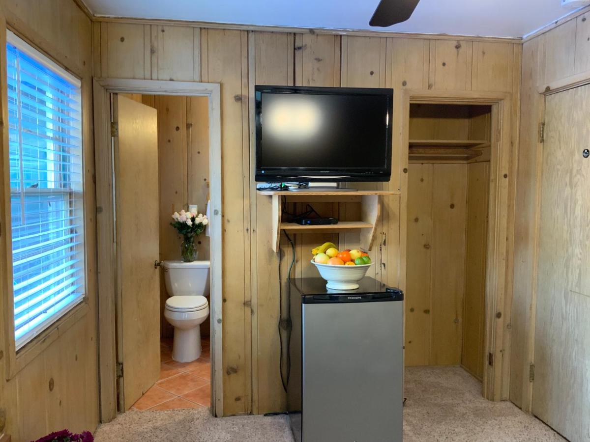  | The Woods Hotel - Gay LGBTQ Cabins
