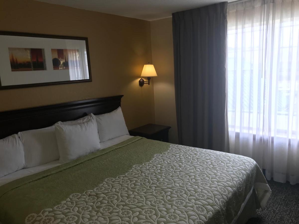 King Room - Non-Smoking at Days Inn & Suites by Wyndham Tucker/Northlake