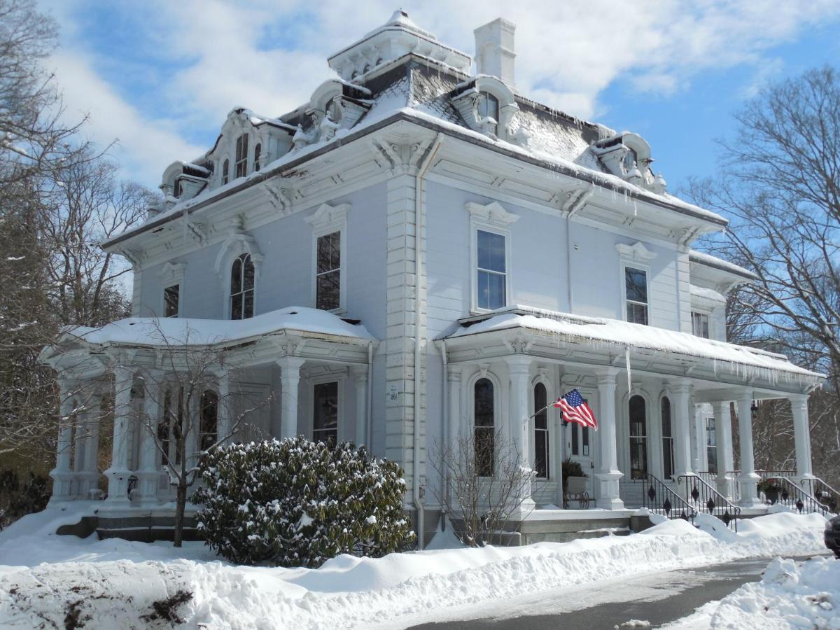 | Proctor Mansion Inn