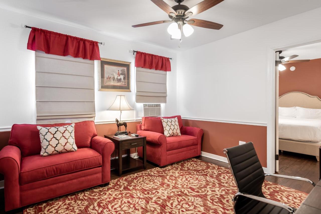 Executive King Suite at Palm Beach Historic Inn