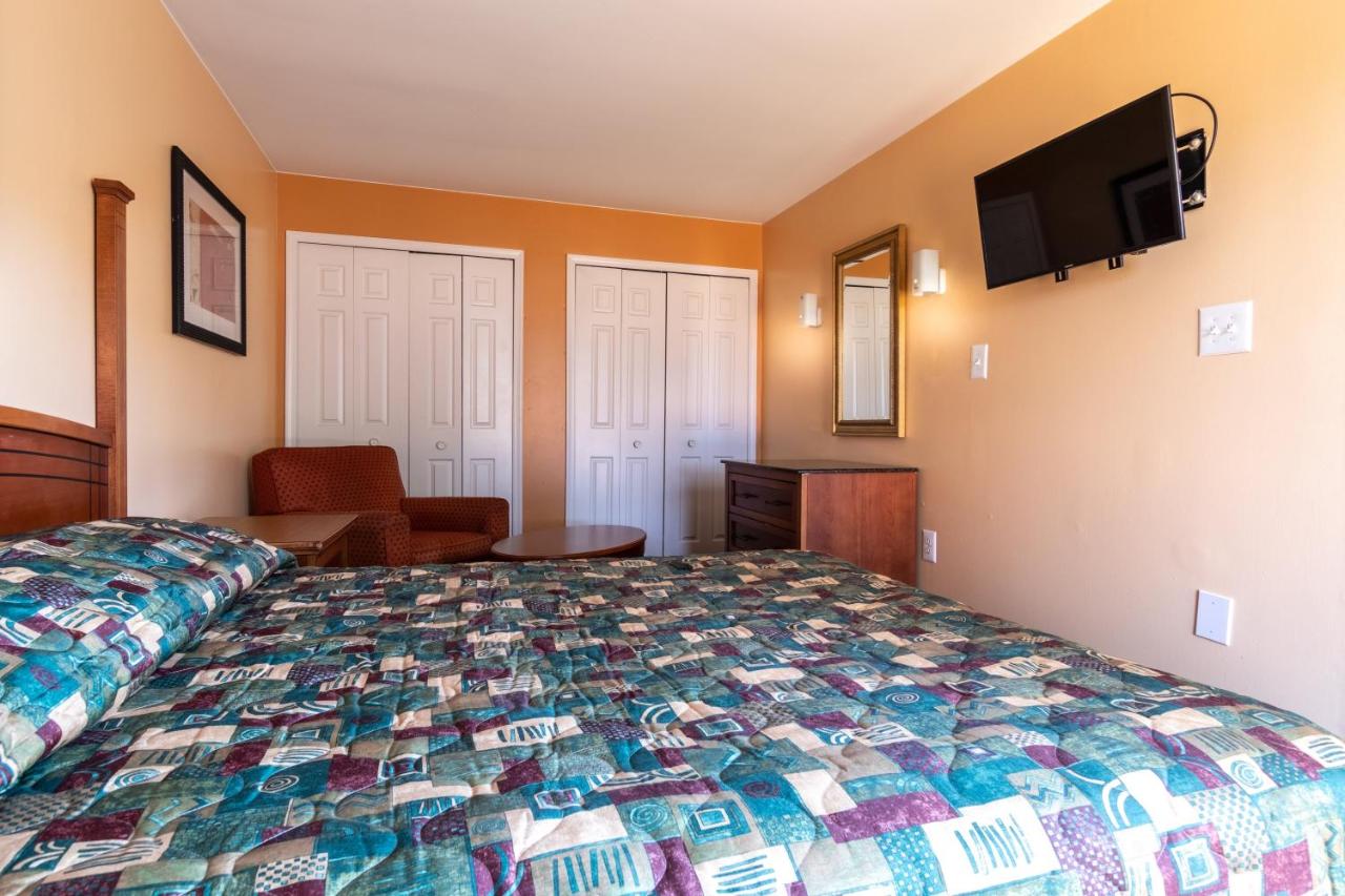| Master Suites Hotel