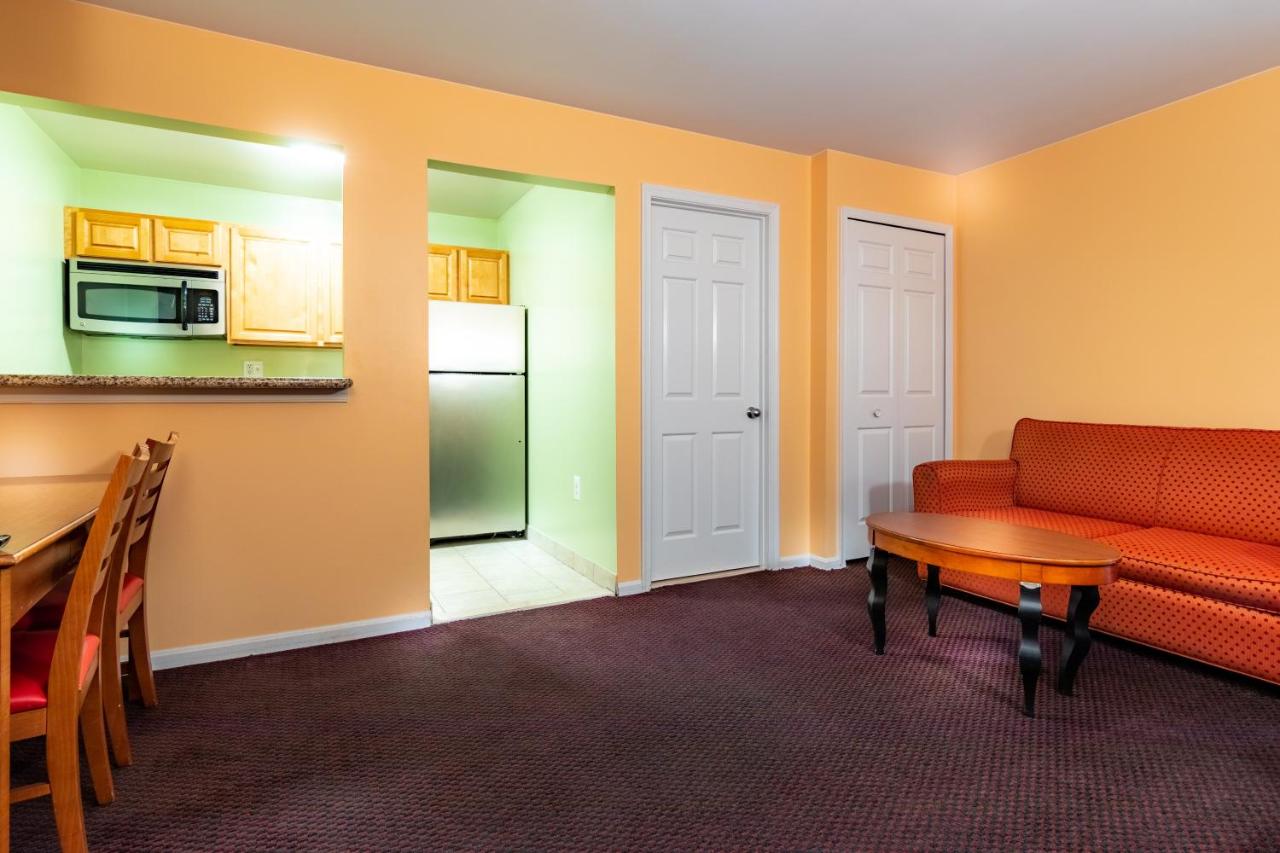 | Master Suites Hotel