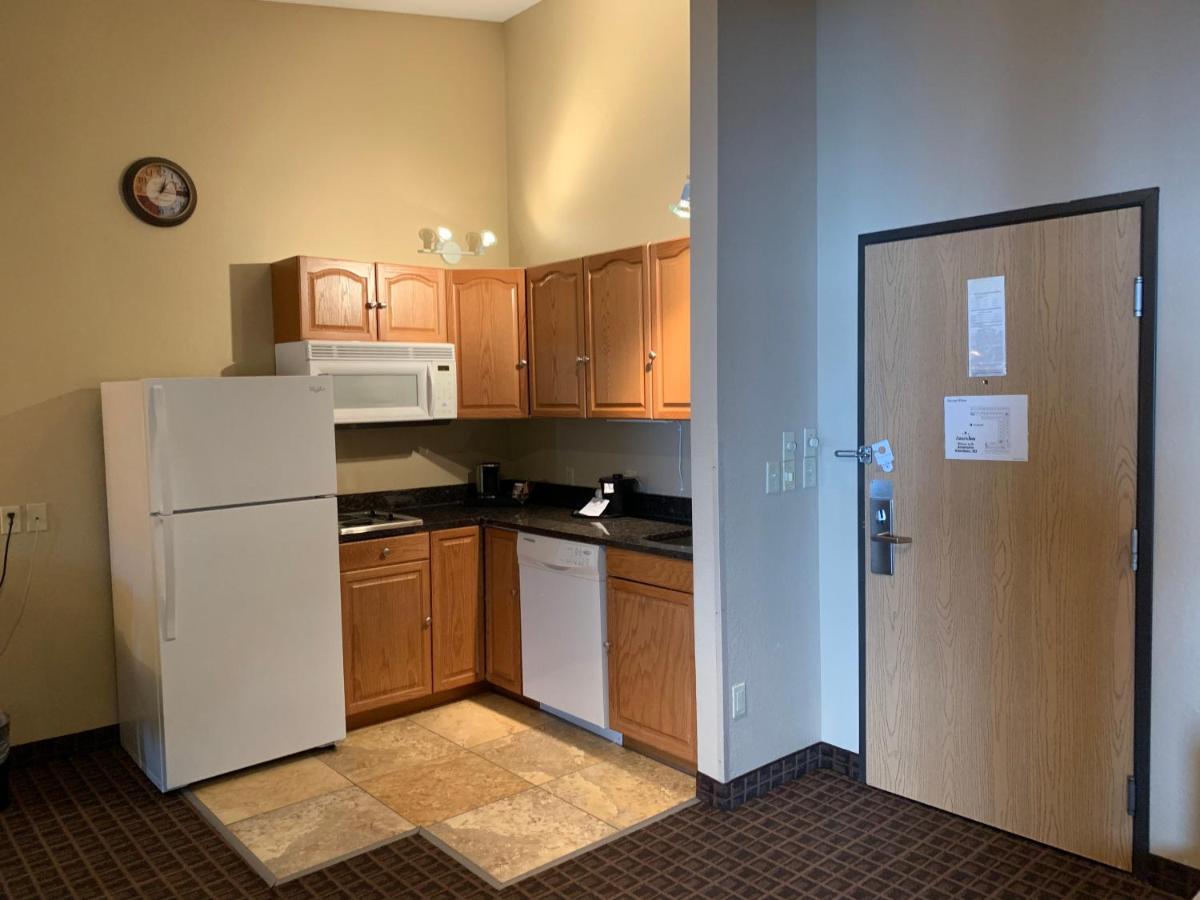 Executive King Suite - Non-Smoking at AmericInn by Wyndham Aberdeen - Event Center
