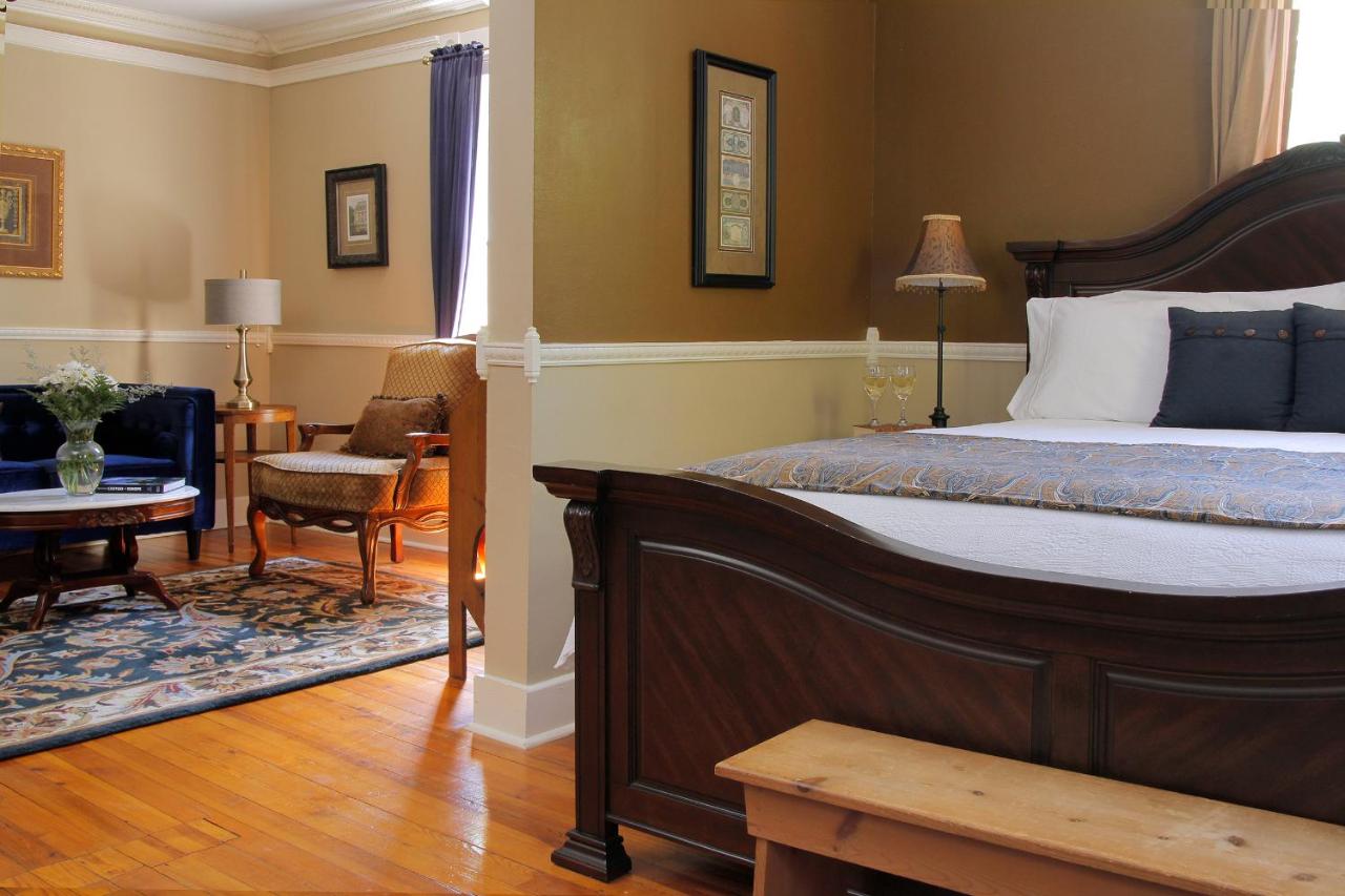 | Heartstone Inn