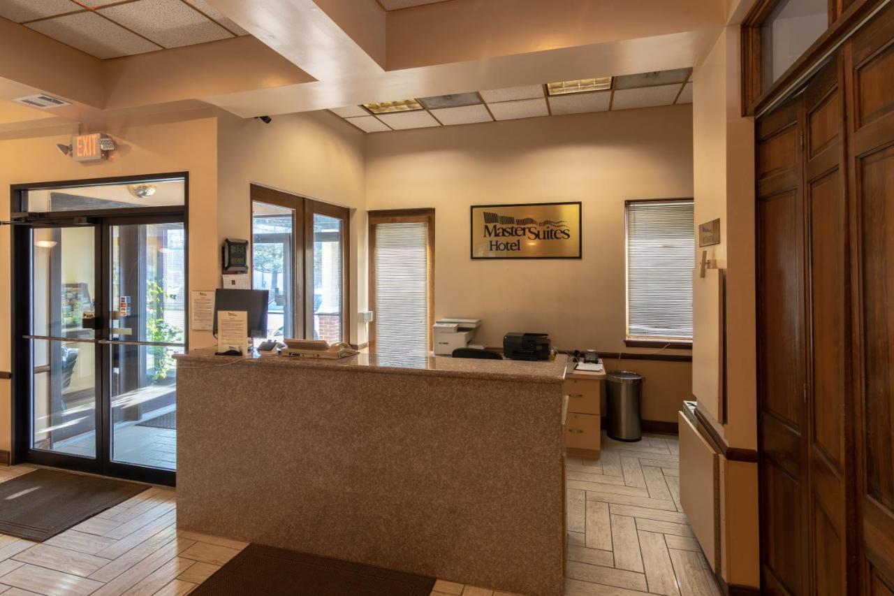 | Master Suites Hotel