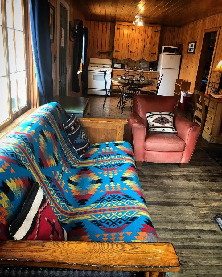 | Three Bears Lodge