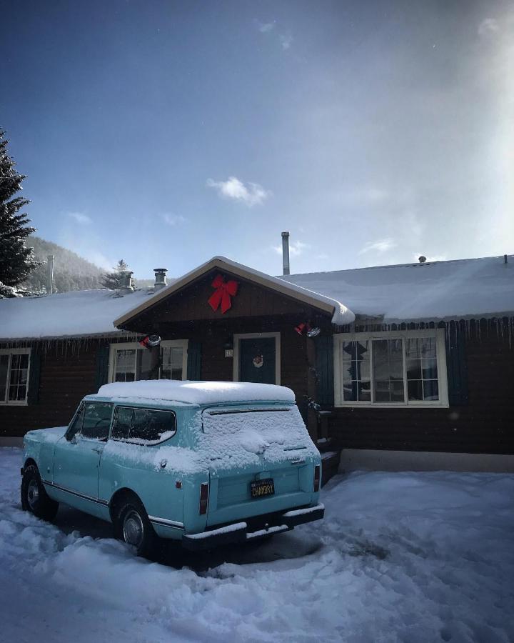 | Three Bears Lodge