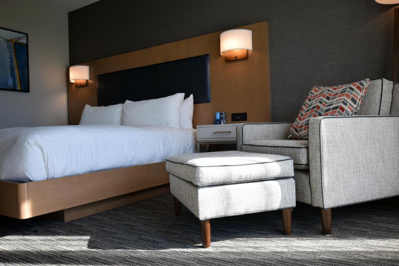 Superior King Room at Legacy Hotel at IMG Academy