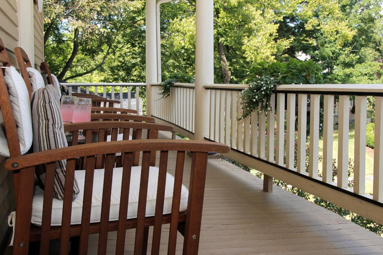 | Heartstone Inn