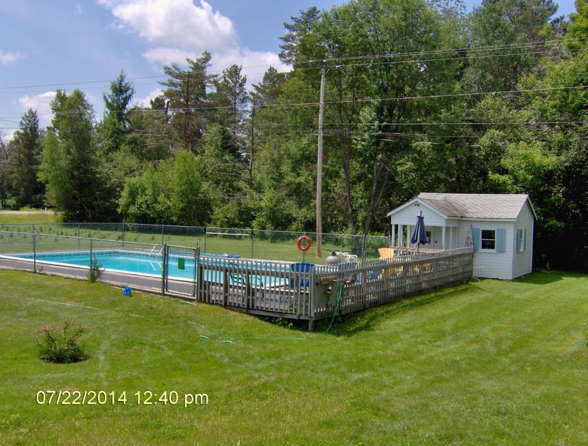 | Carlson's Lodge