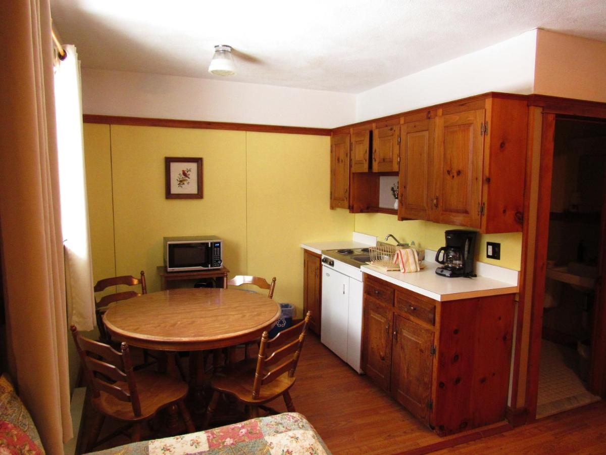 | Carlson's Lodge