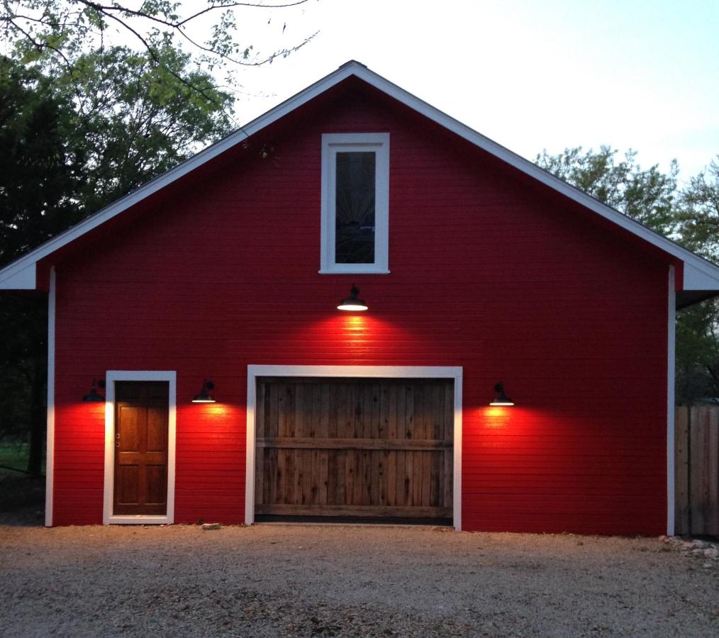  | Yellow House B&B