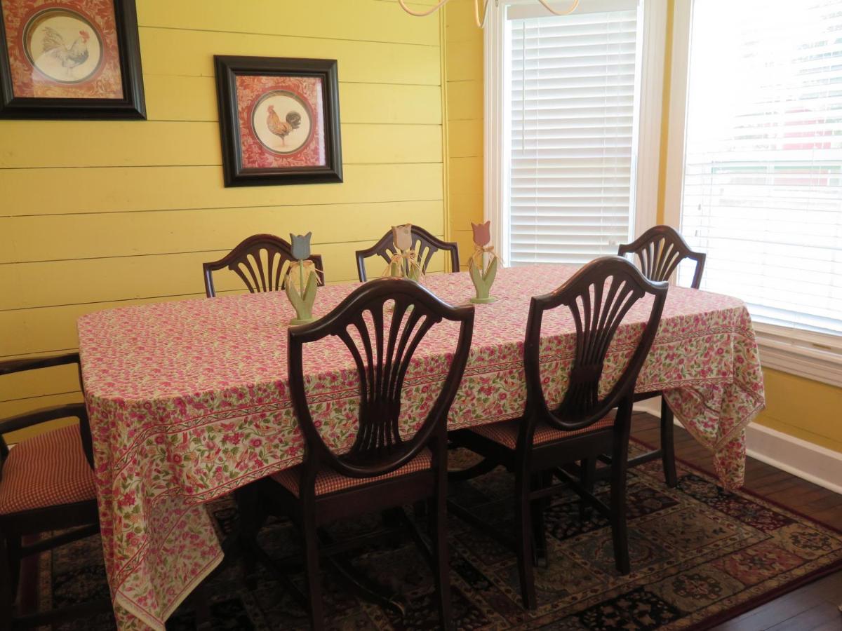  | Yellow House B&B