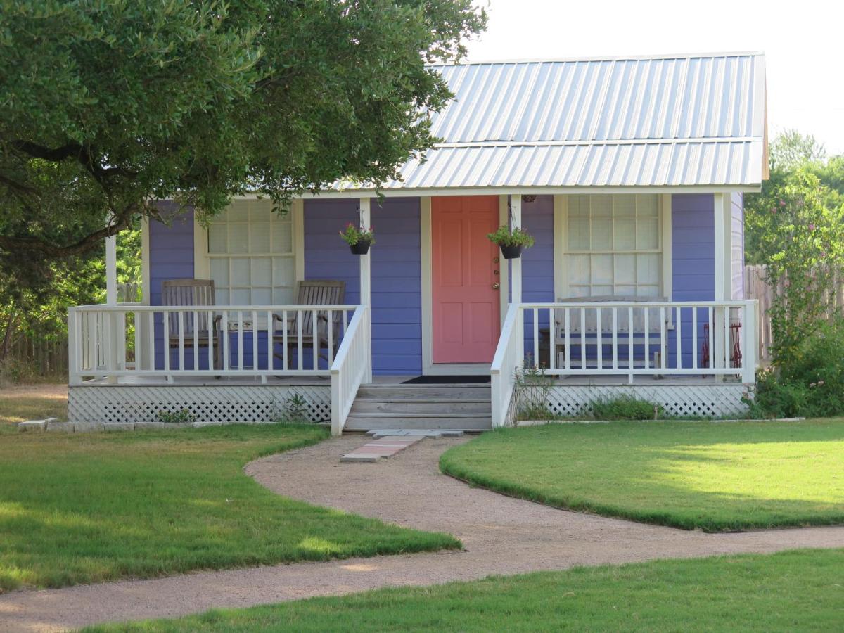  | Yellow House B&B