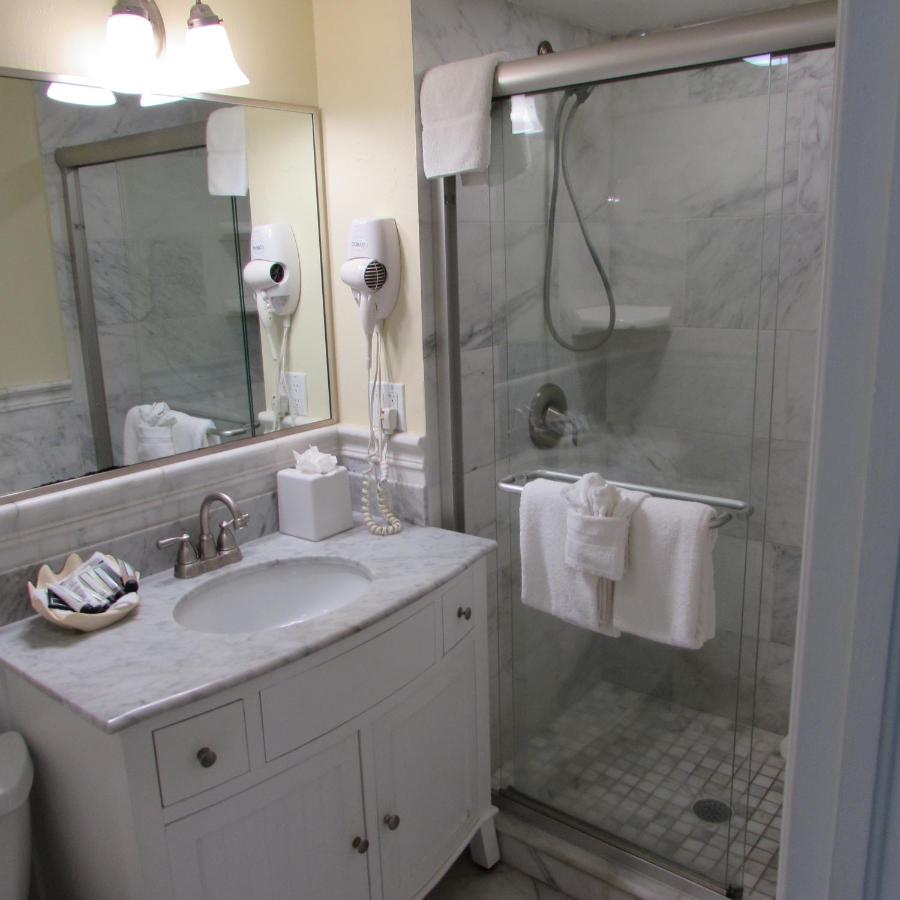 Two-Bedroom Apartment at Edison Beach House