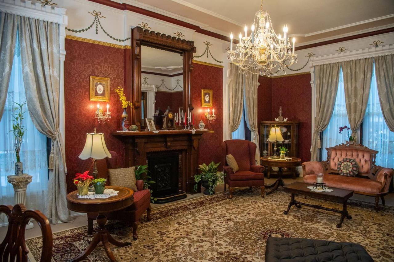 | Spencer House Bed & Breakfast
