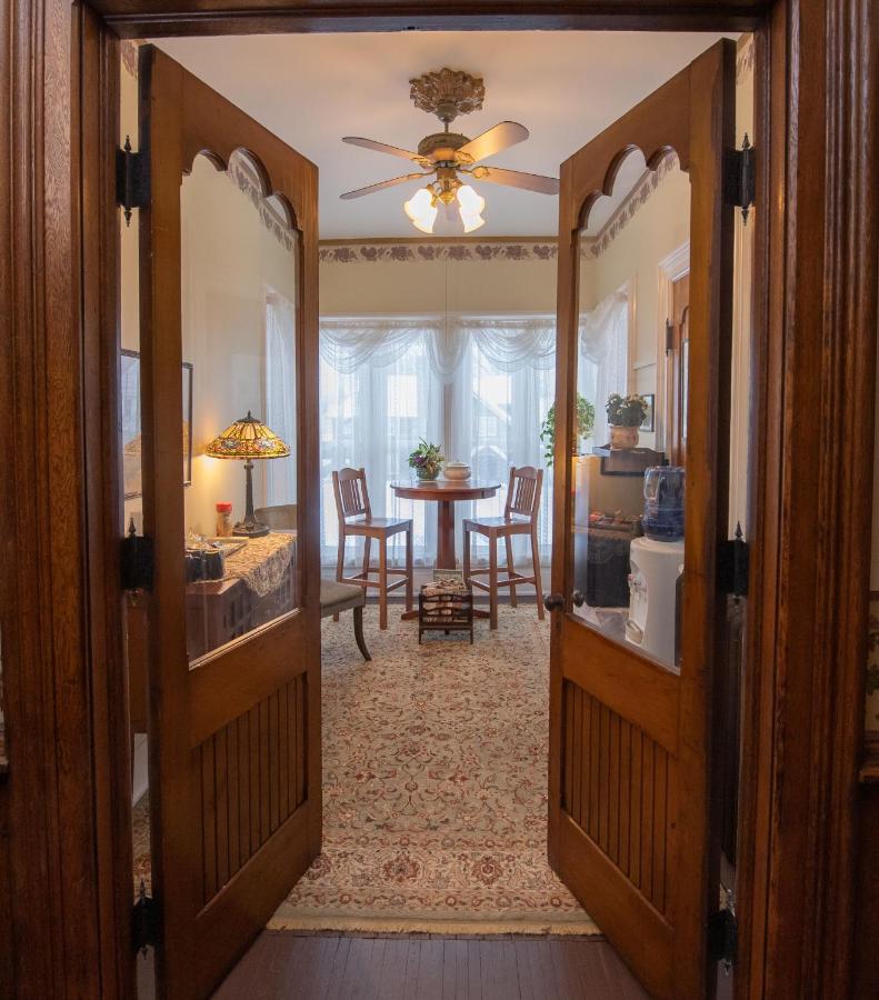 | Spencer House Bed & Breakfast