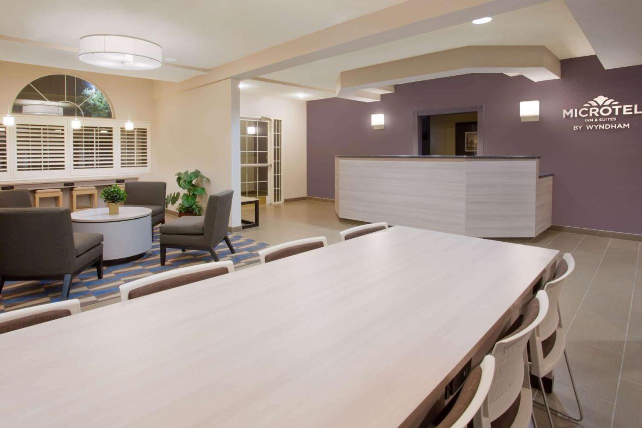 | Microtel Inn & Suites Leesburg