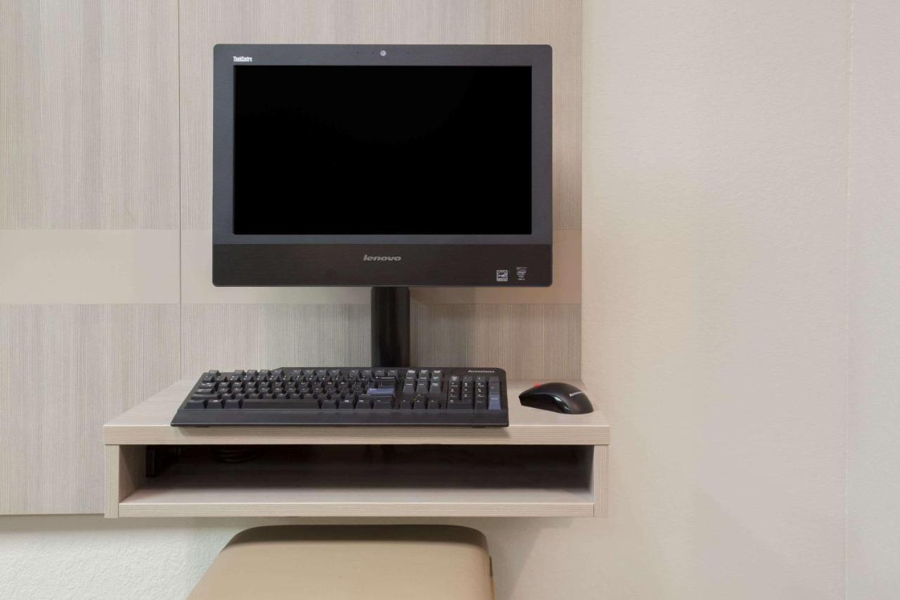 | Microtel Inn & Suites Leesburg