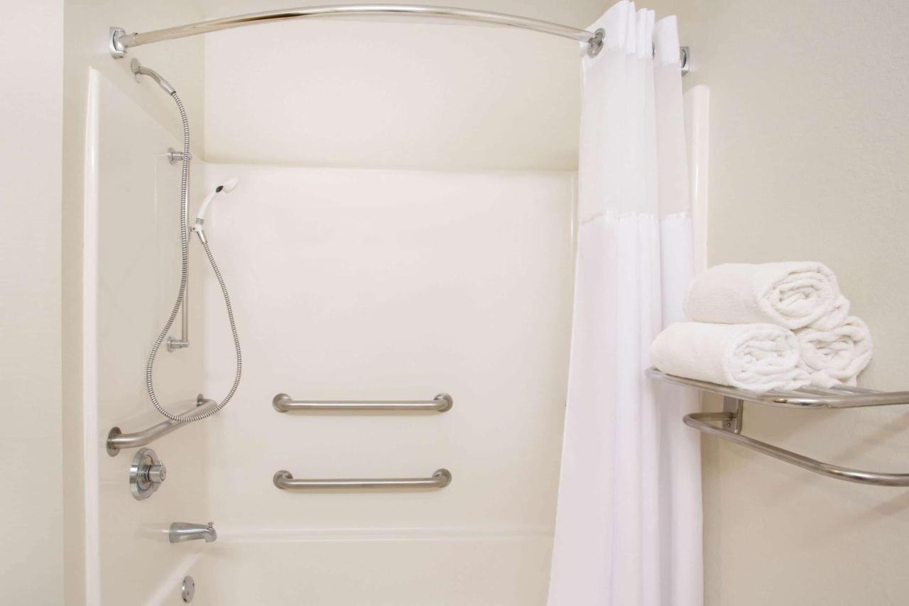 | Microtel Inn & Suites Leesburg