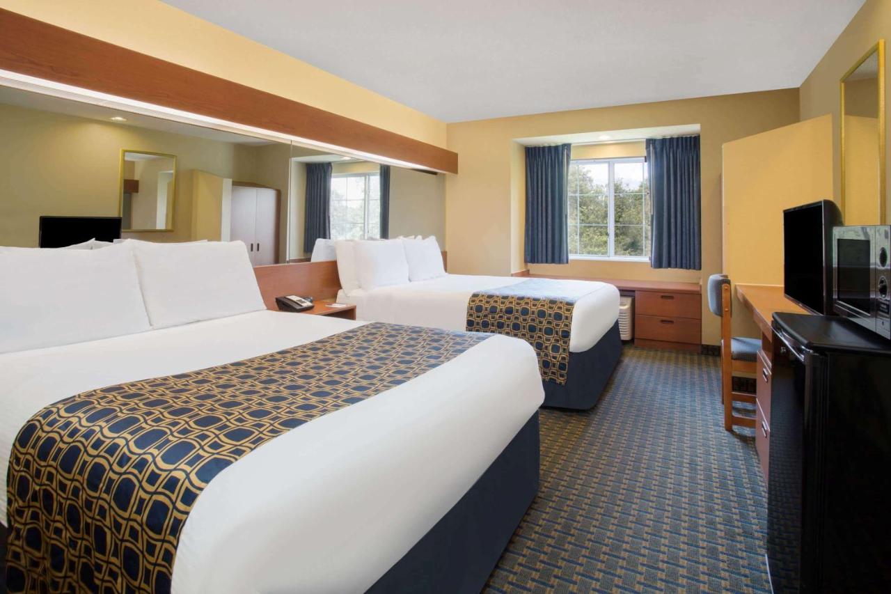 | Microtel Inn & Suites Leesburg
