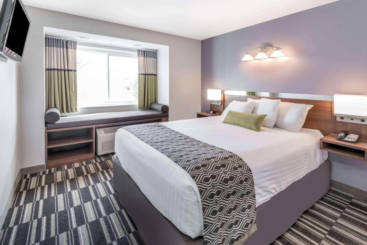 | Microtel By Wyndham Victor
