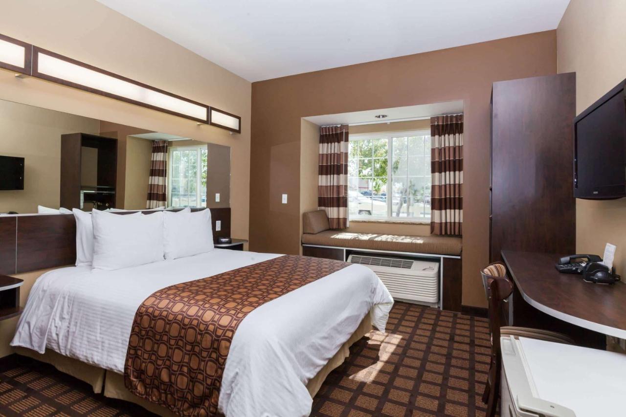| Microtel Inn & Suites by Wyndham Wheeler Ridge