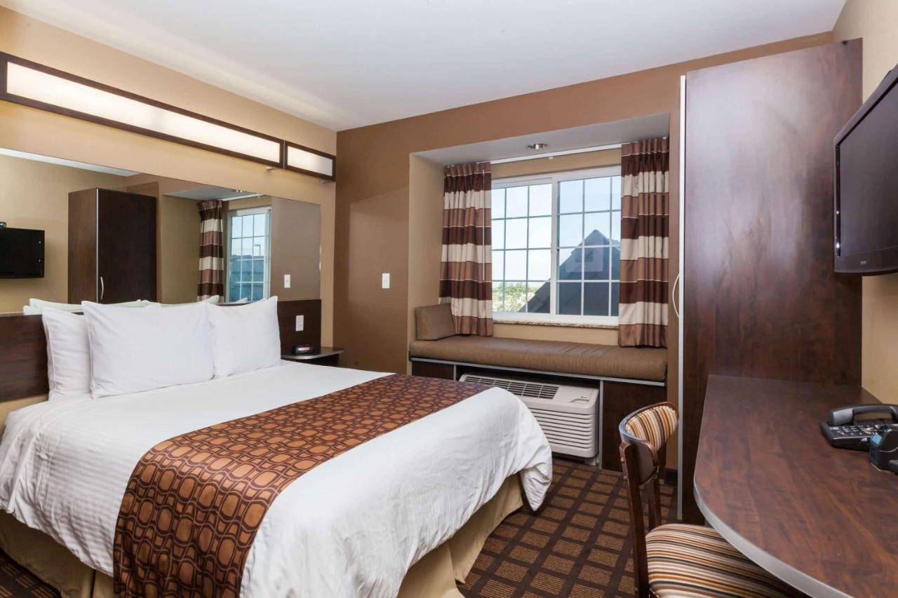| Microtel Inn & Suites by Wyndham Wheeler Ridge