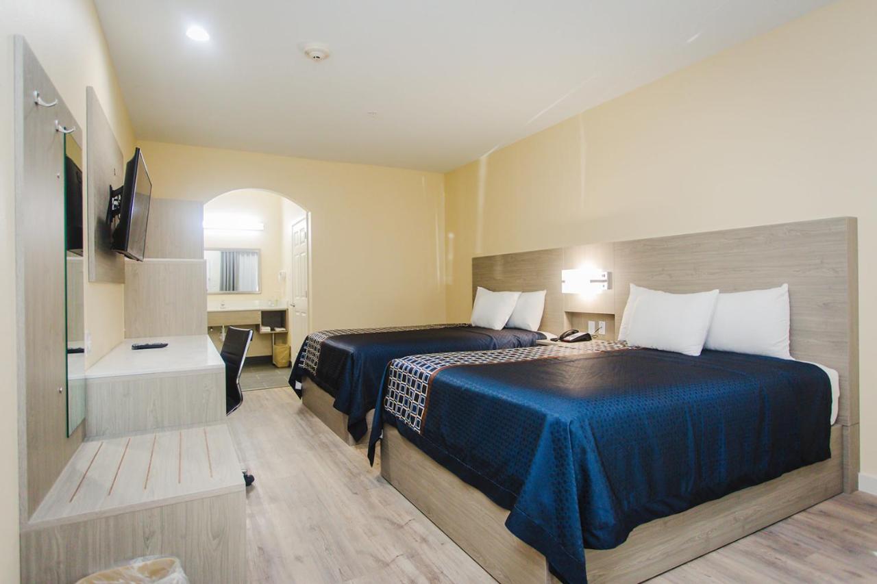  | Palace Inn Katy Mills