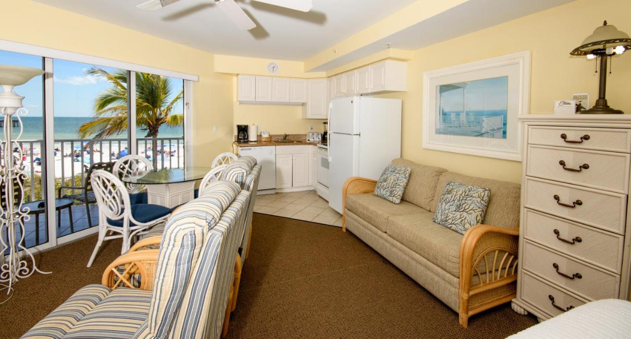 Deluxe Double Studio at Edison Beach House