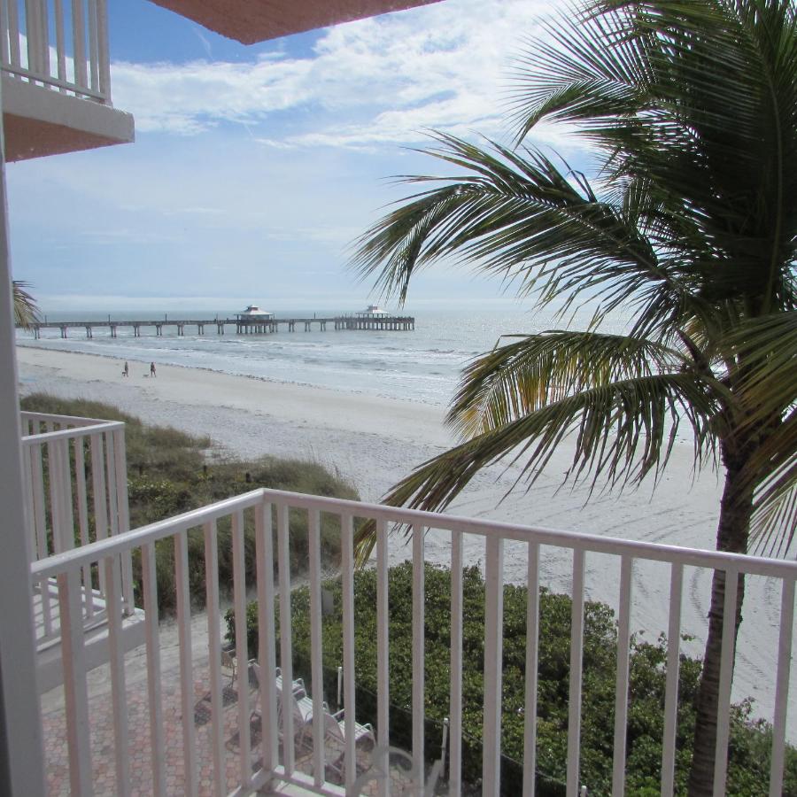 Queen Studio at Edison Beach House